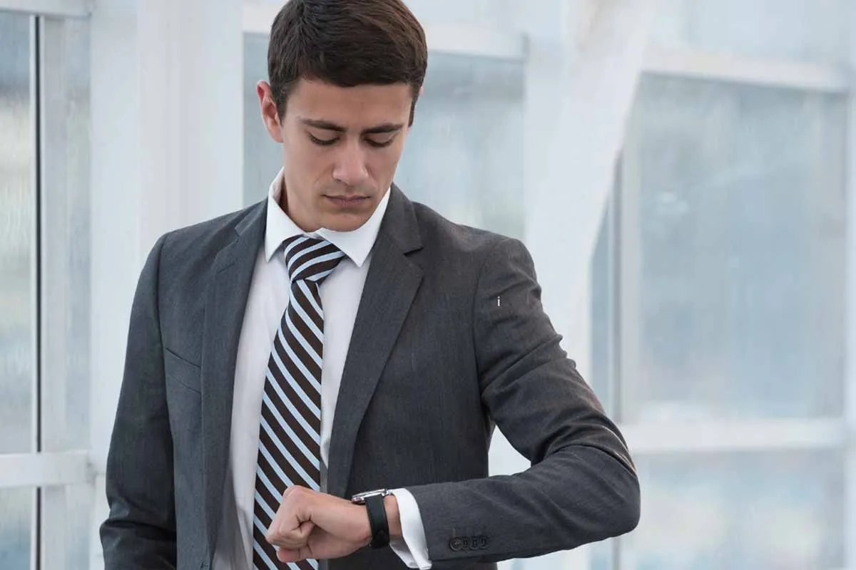 Die Psychologie der Pünktlichkeit: mehr als nur Zeitmanagement